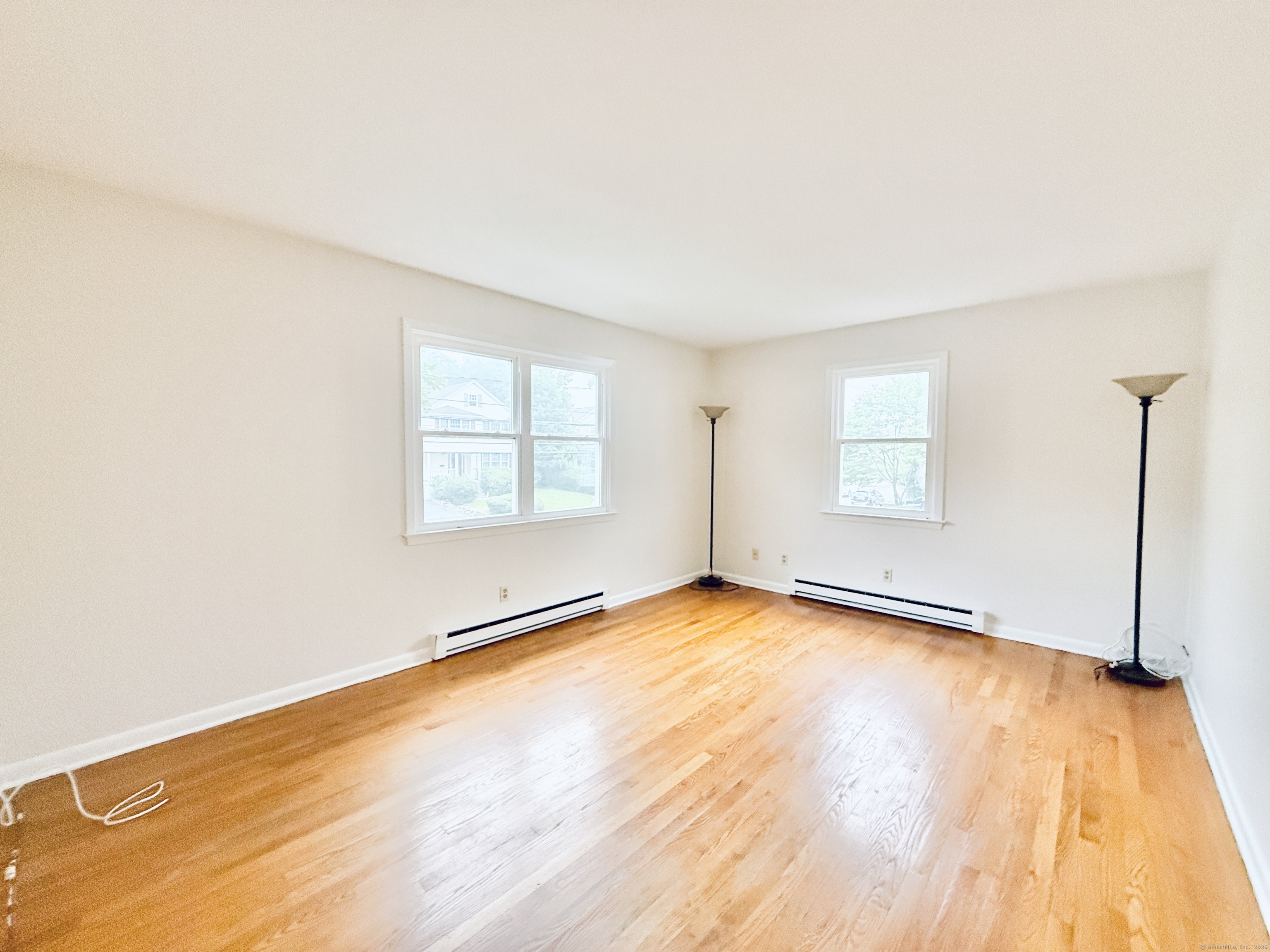 Stamford, Connecticut 06902, United States, 2 Bedrooms Bedrooms, ,1 BathroomBathrooms,Residential,Active,154066