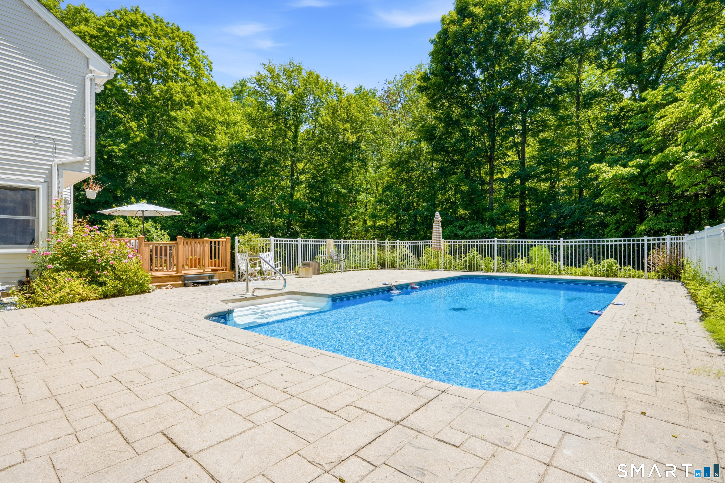 85 Scenic Court