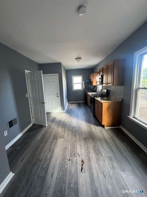 Multifamily For Rent - 1357 Fairfield Avenue<br/> Bridgeport, CT 06605