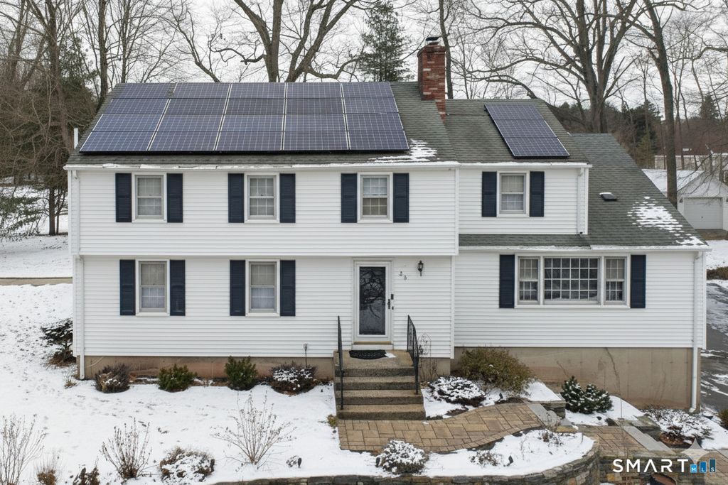 Photo of 25 Hunter Lane, Glastonbury, CT 06033 (MLS # 24145933)