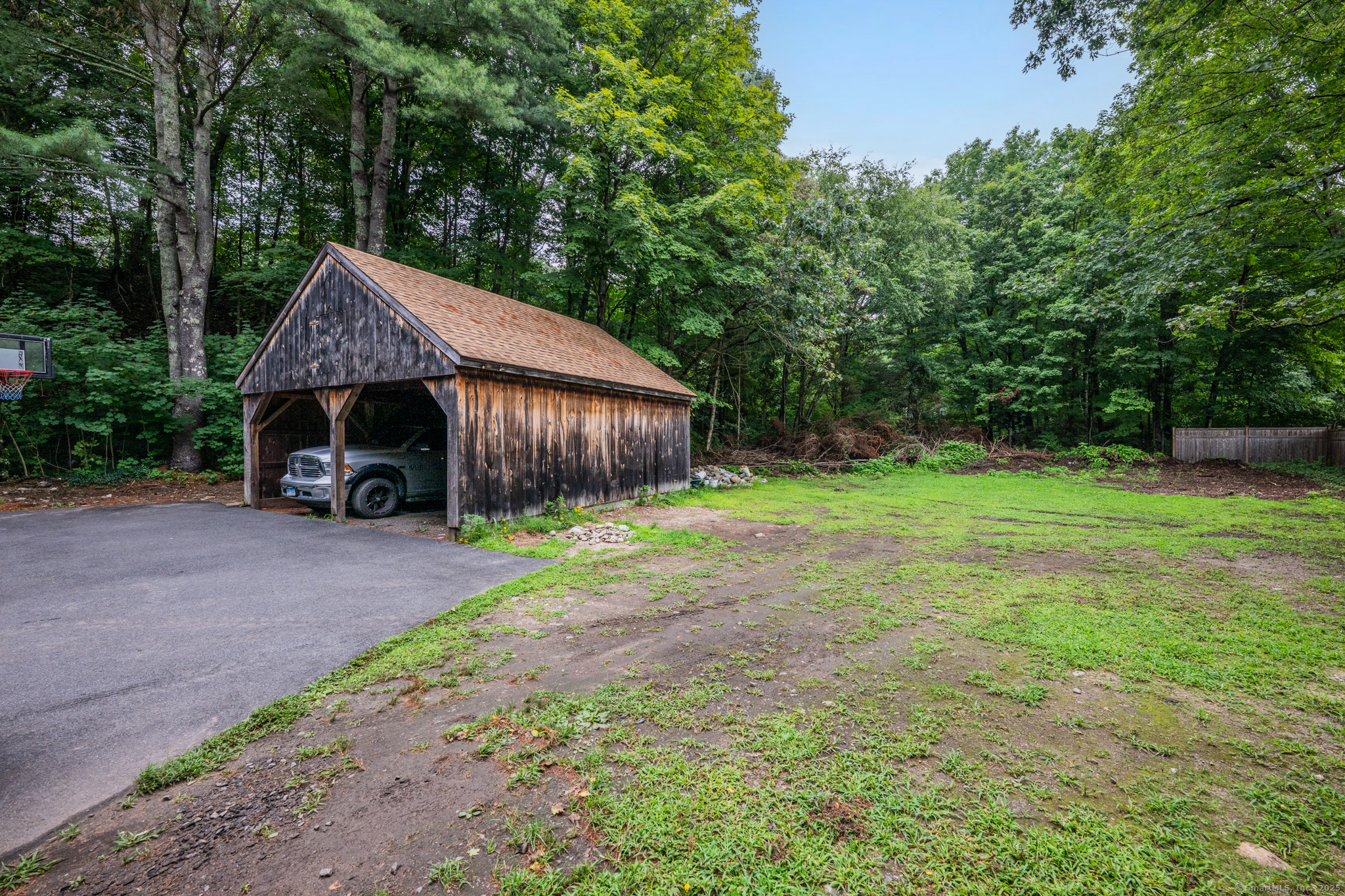27 Scratchville Road