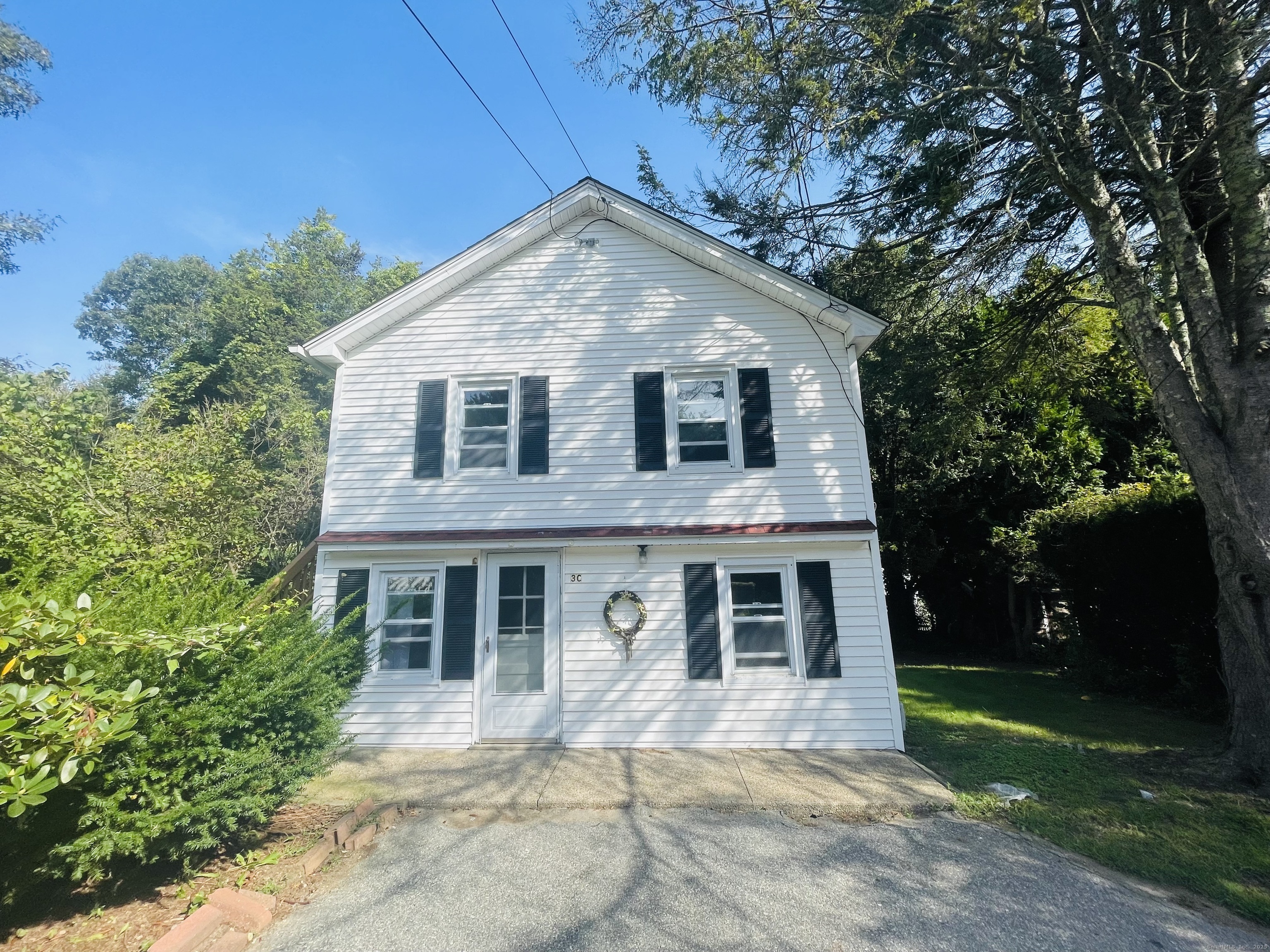 Photo 1 of Burlake Road D, Waterford, Connecticut, $1,275, Web #: 24078139