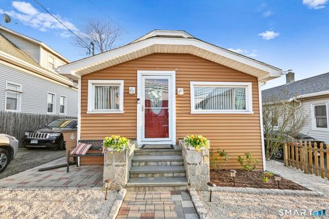 Photo of 26 Melrose Place, Stamford, CT 06902 (MLS # 24169890)