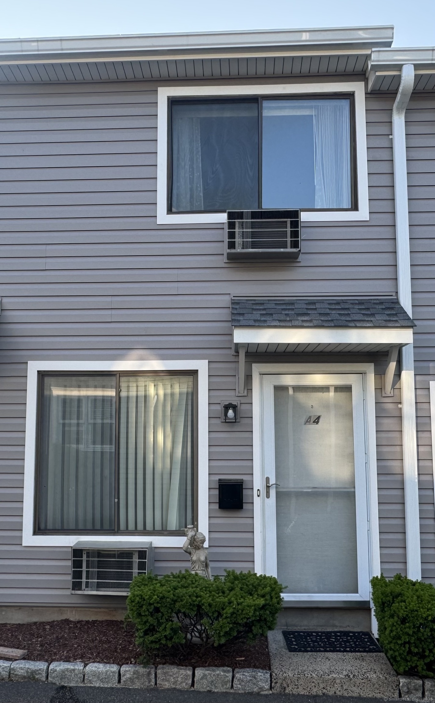 187 Flax Hill Road APT A4