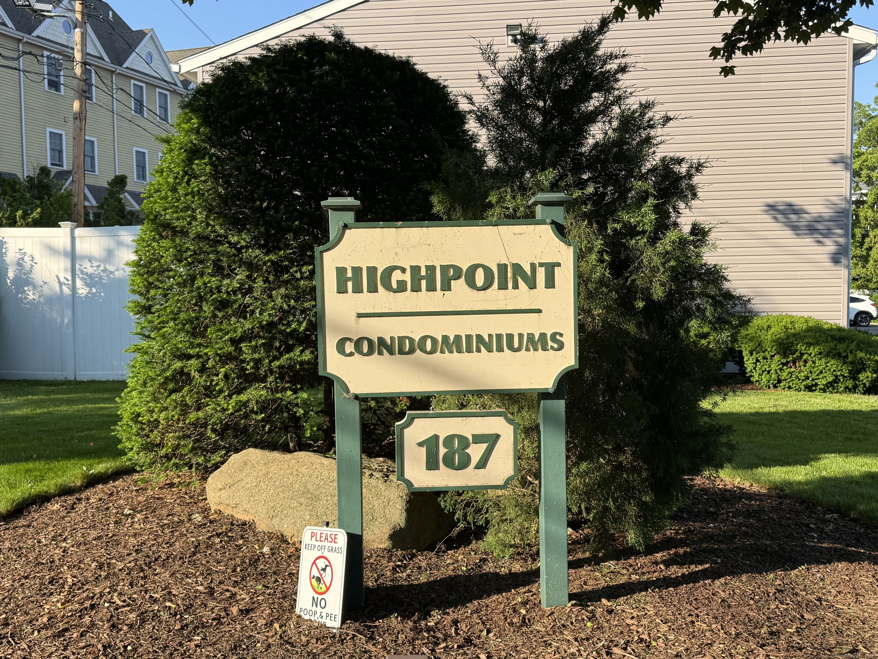 187 Flax Hill Road APT A4