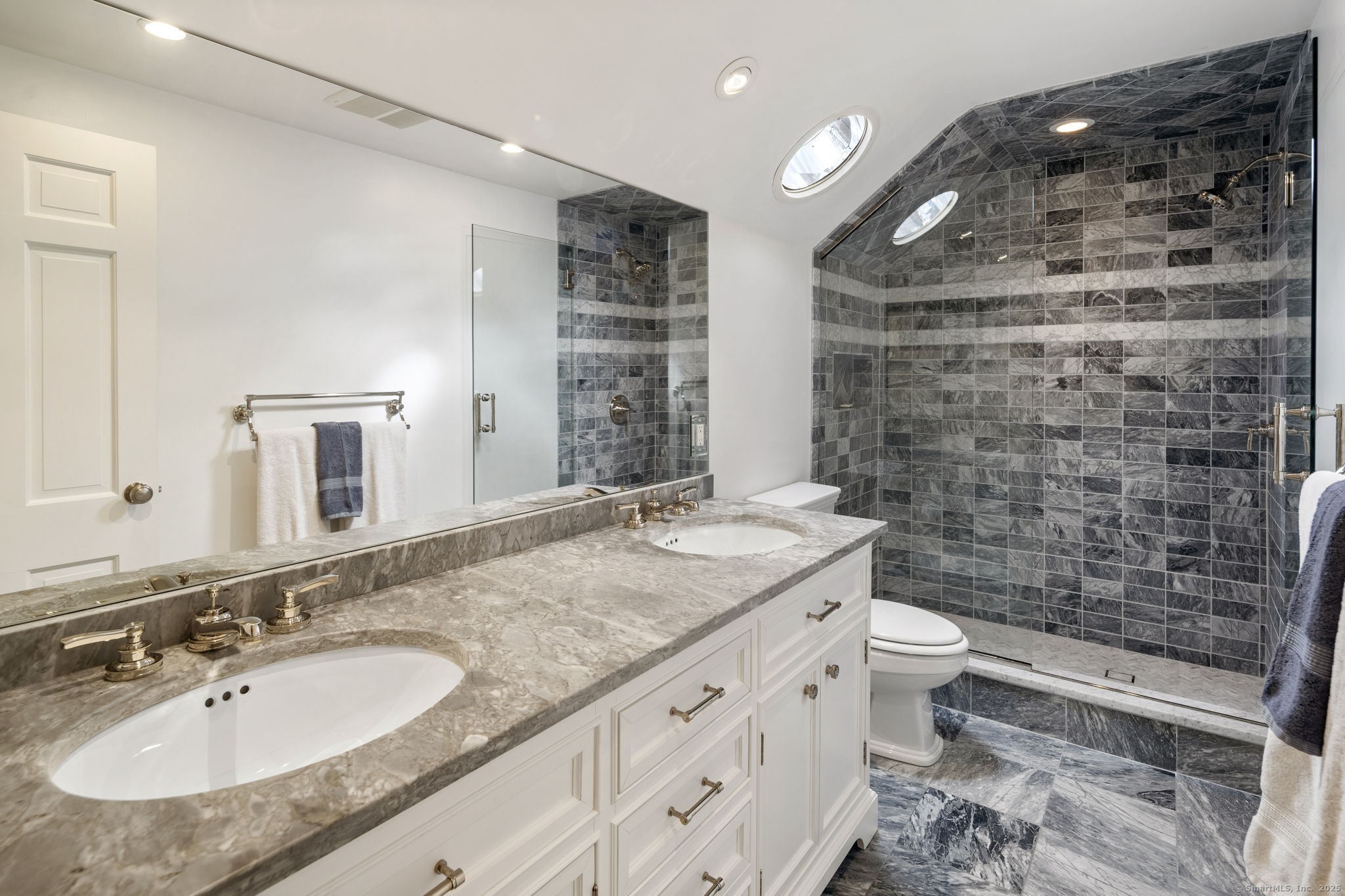 33 Stonehenge Drive, New Canaan, Connecticut image 27