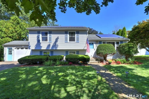 Photo of 6 Ferguson Road, Hamden, CT 06518 (MLS # 24187047)