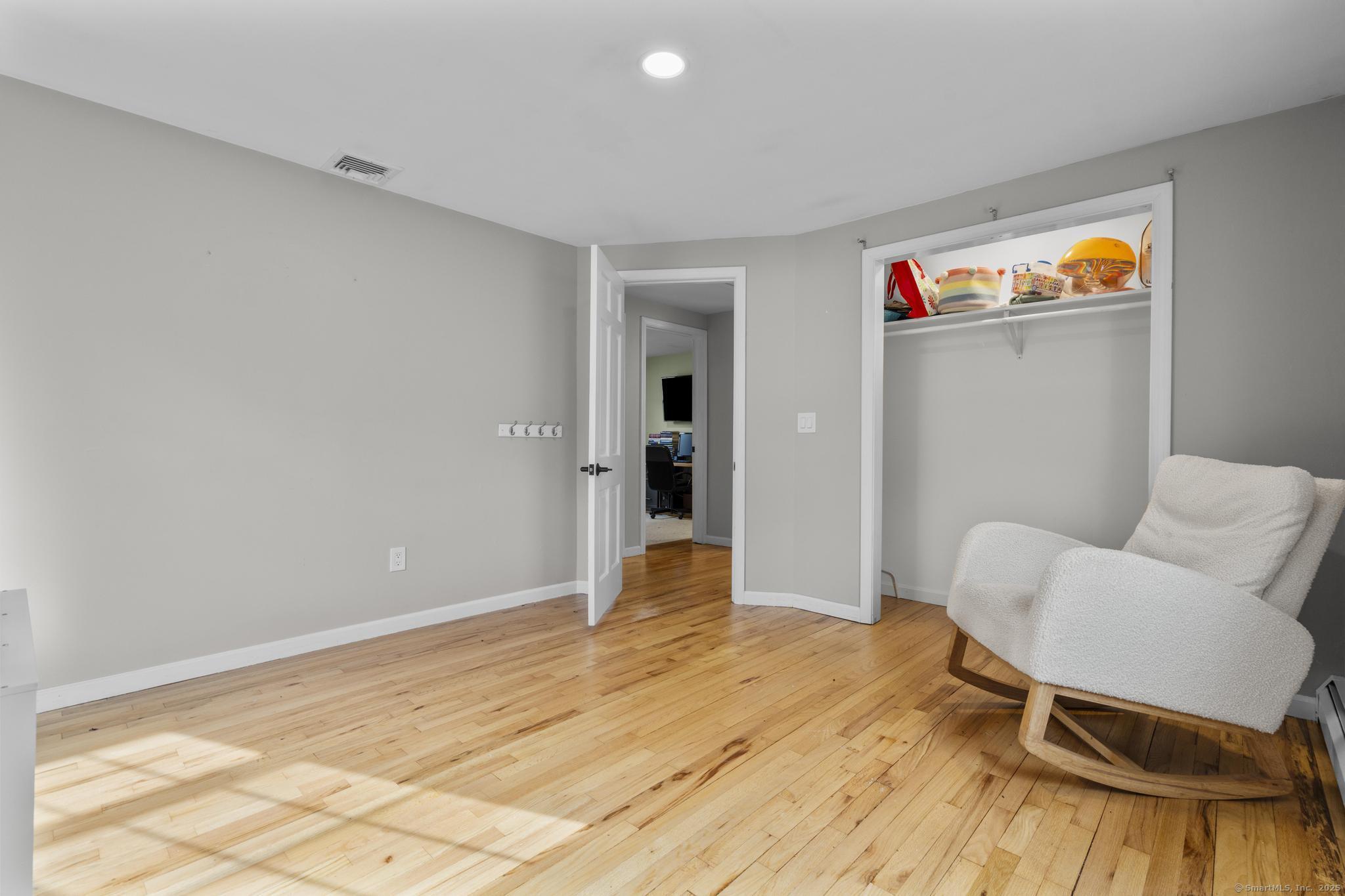 487 Durham Road, Madison, Connecticut image 20