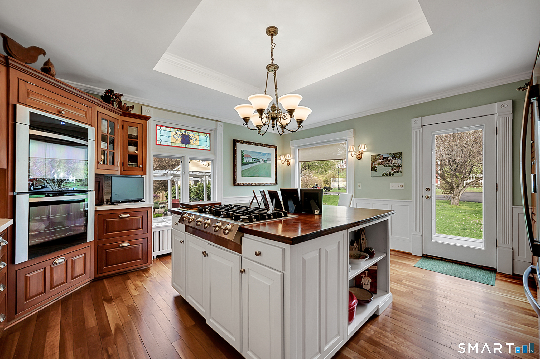 27 Highland Avenue
