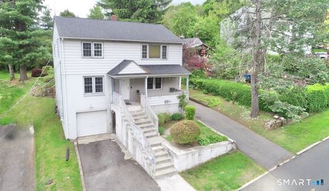 Photo of 52 Andrews Street, Meriden, CT 06451 (MLS # 24176133)