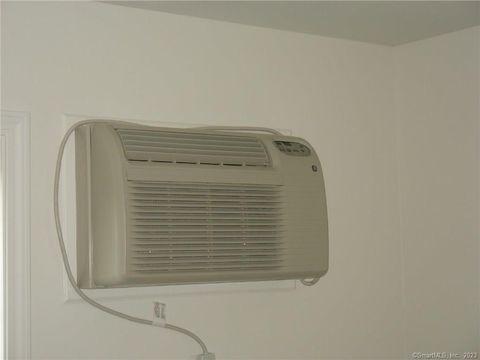 Tiny photo for 7 New Street #305, Danbury, CT 06810 (MLS # 24143103)