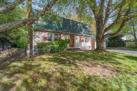 45 Forest Drive Montville CT 06382