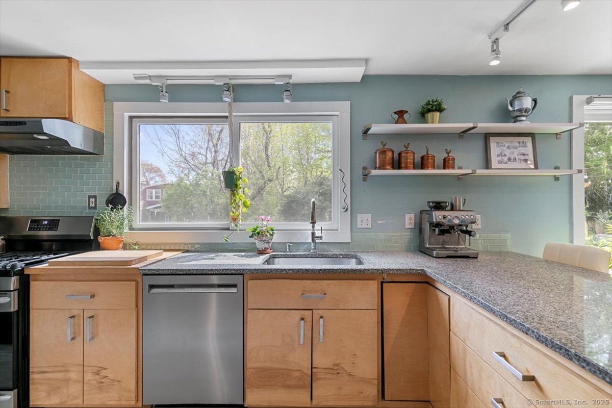 204 Carmalt Road, Hamden, Connecticut image 13