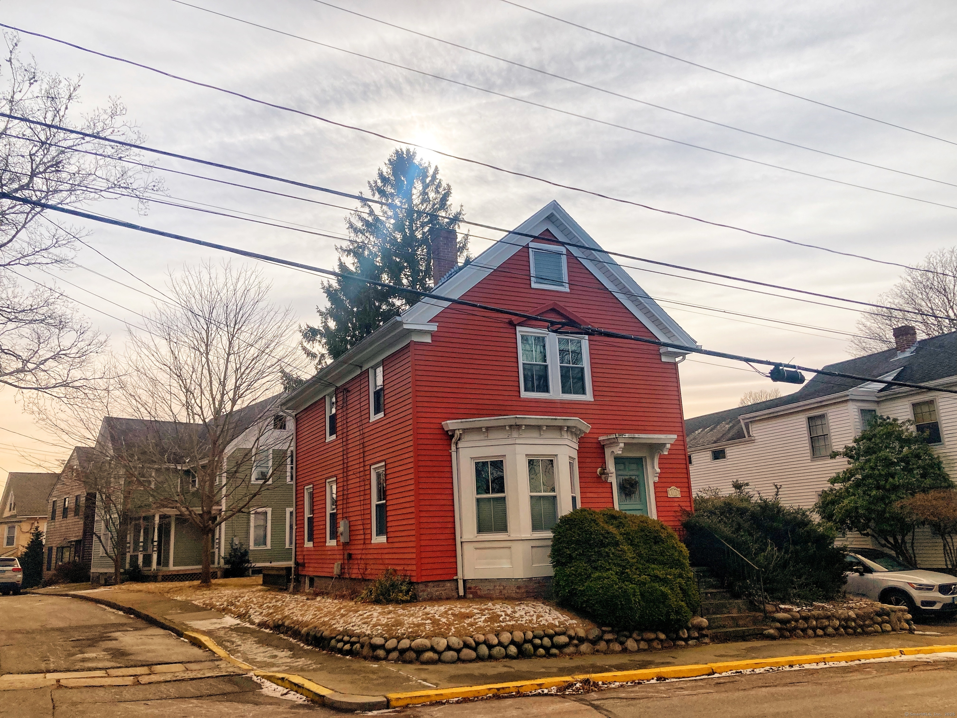 Rental Property at 111 Elm Street, Stonington, Connecticut - Bedrooms: 2 
Bathrooms: 2 
Rooms: 7  - $3,400 MO.