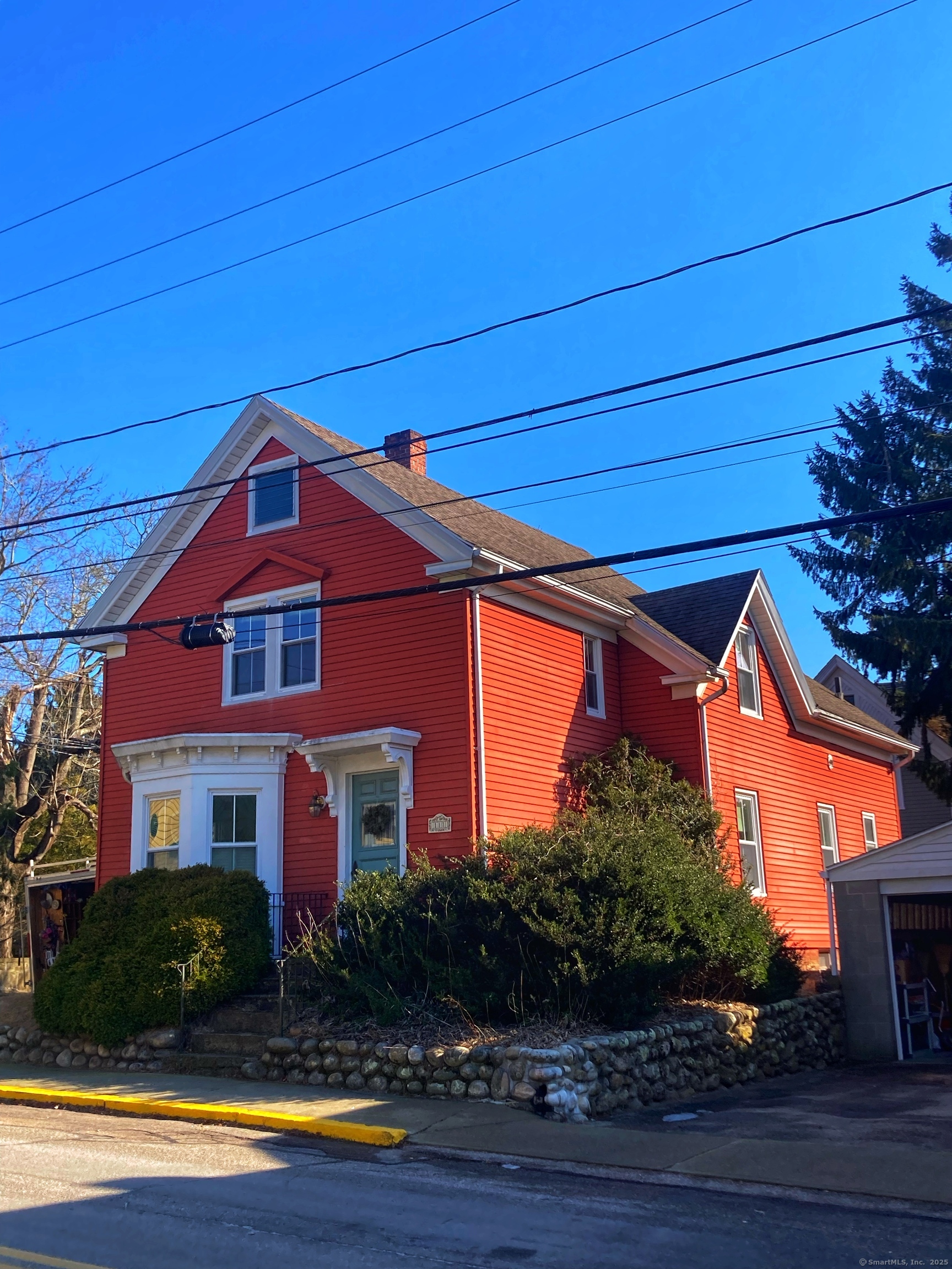 Rental Property at Elm Street, Stonington, Connecticut - Bedrooms: 2 
Bathrooms: 2 
Rooms: 7  - $3,400 MO.