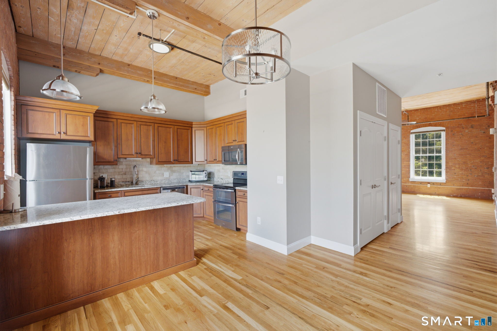 10 Main Street 324