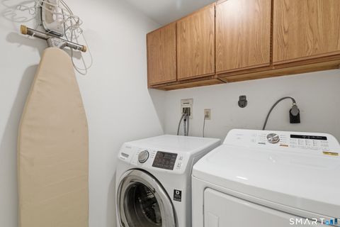 Tiny photo for 11 Saddle Ridge #11, Bloomfield, CT 06002 (MLS # 24161874)