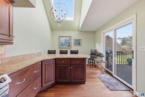 Tiny photo for 11 Saddle Ridge #11, Bloomfield, CT 06002 (MLS # 24161874)