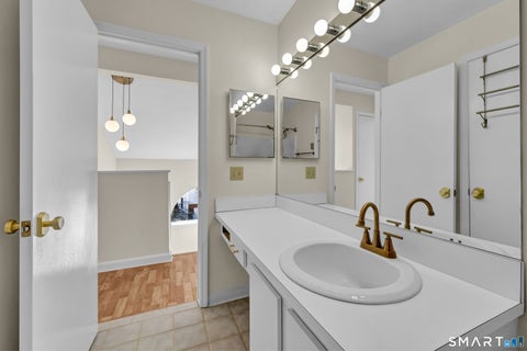 Tiny photo for 925 Oronoke Road #14F, Waterbury, CT 06708 (MLS # 24216575)