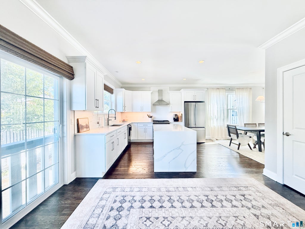 Photo of 35 Terrace Place #2, Stamford, CT 06902 (MLS # 24213054)