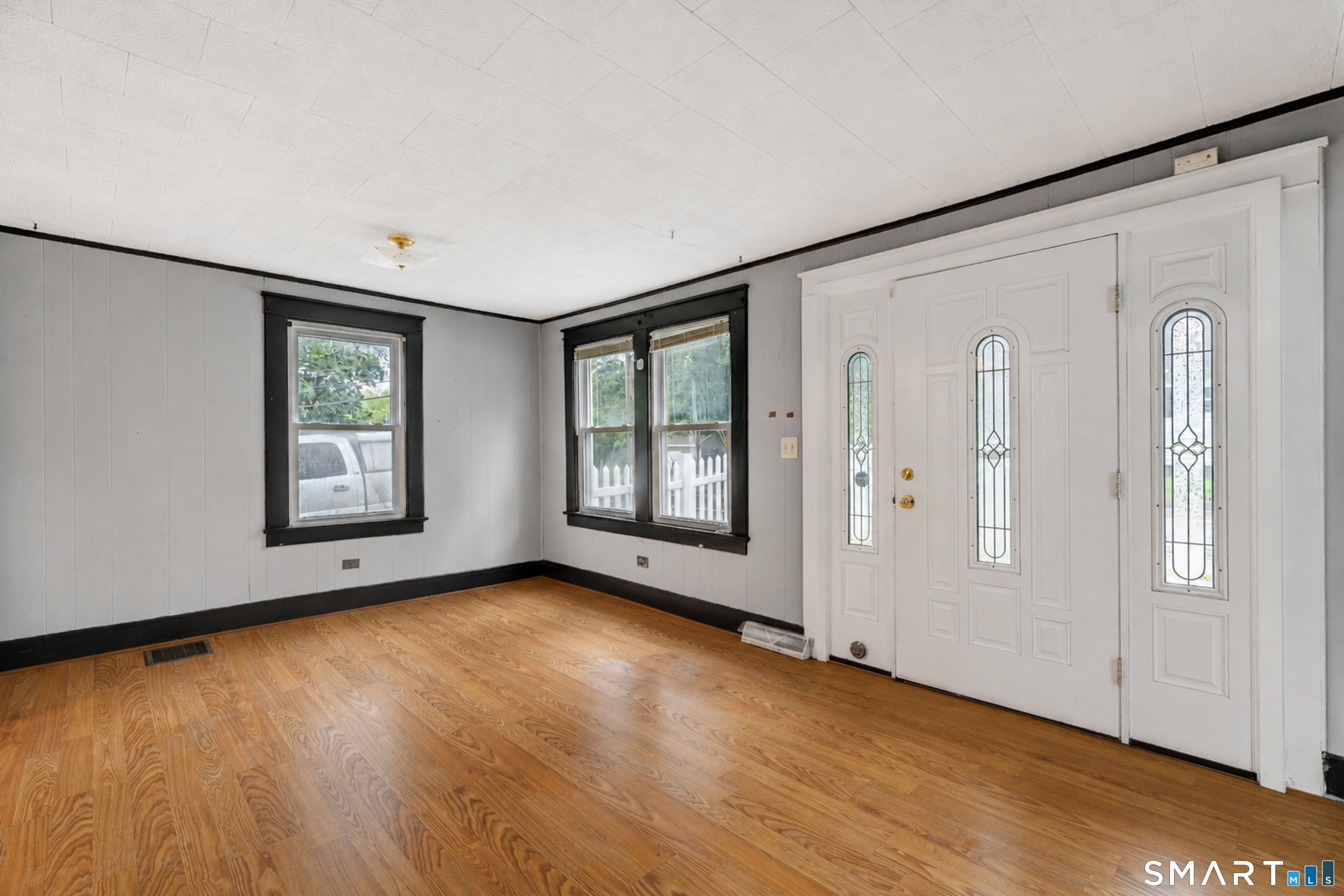 285 Niantic River Road