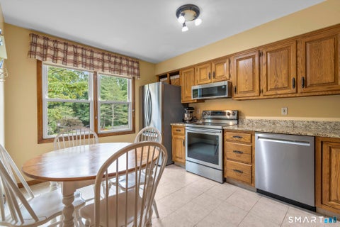Tiny photo for 7 Shadowwood Circle #7, Monroe, CT 06468 (MLS # 24202260)
