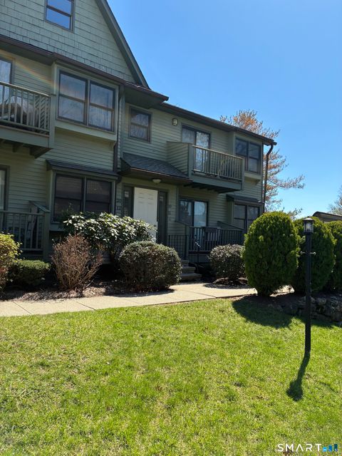 Tiny photo for 462 Glendale Avenue #11, Bridgeport, CT 06606 (MLS # 24166046)