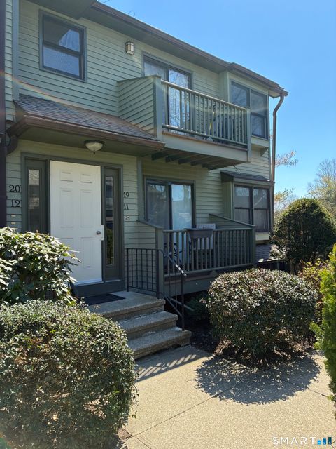 Tiny photo for 462 Glendale Avenue #11, Bridgeport, CT 06606 (MLS # 24166046)