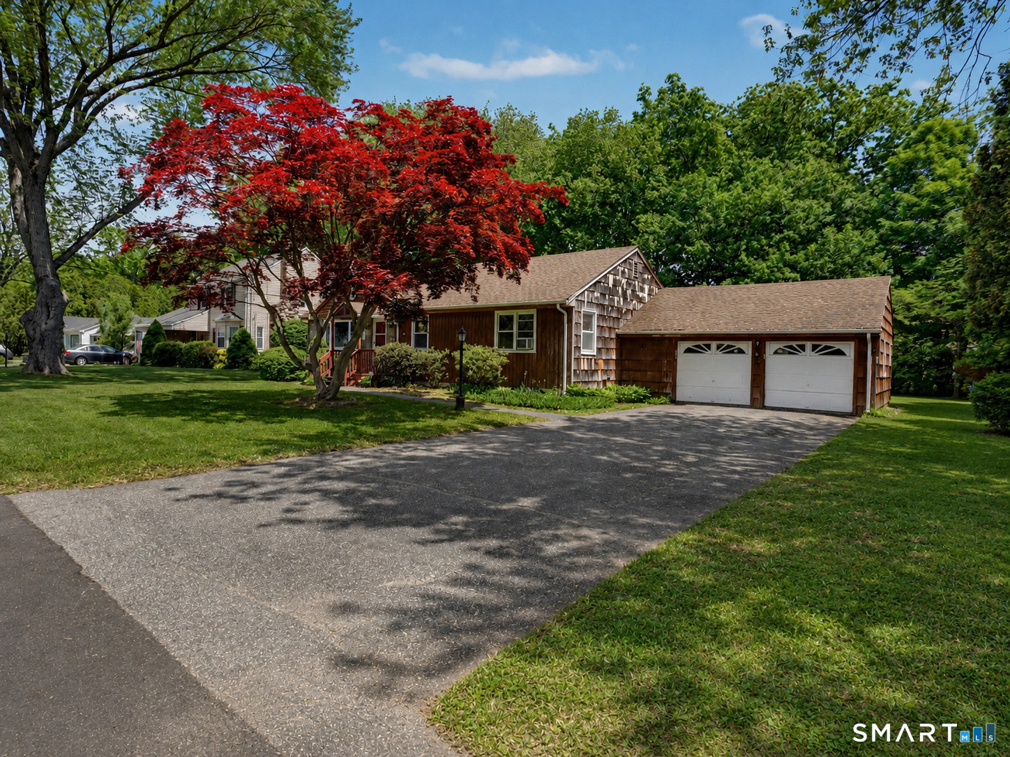 77 Lorma Avenue