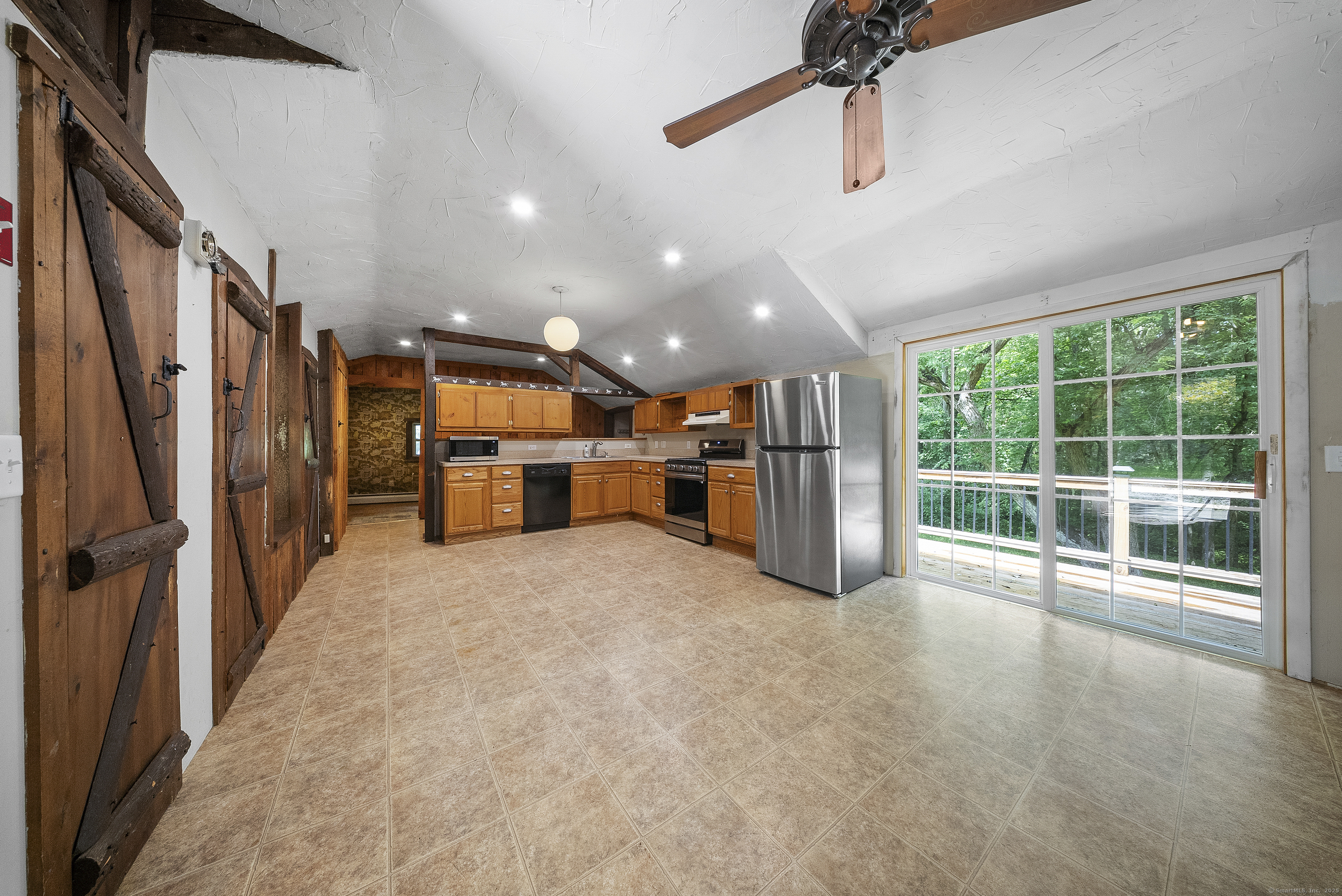 706 Roxbury Road