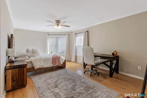 Tiny photo for 38 Harbour Close #38, New Haven, CT 06519 (MLS # 24154687)
