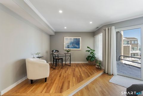 Tiny photo for 38 Harbour Close #38, New Haven, CT 06519 (MLS # 24154687)