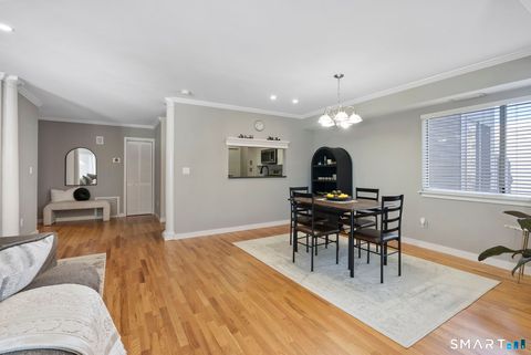 Tiny photo for 38 Harbour Close #38, New Haven, CT 06519 (MLS # 24154687)