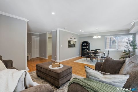 Tiny photo for 38 Harbour Close #38, New Haven, CT 06519 (MLS # 24154687)