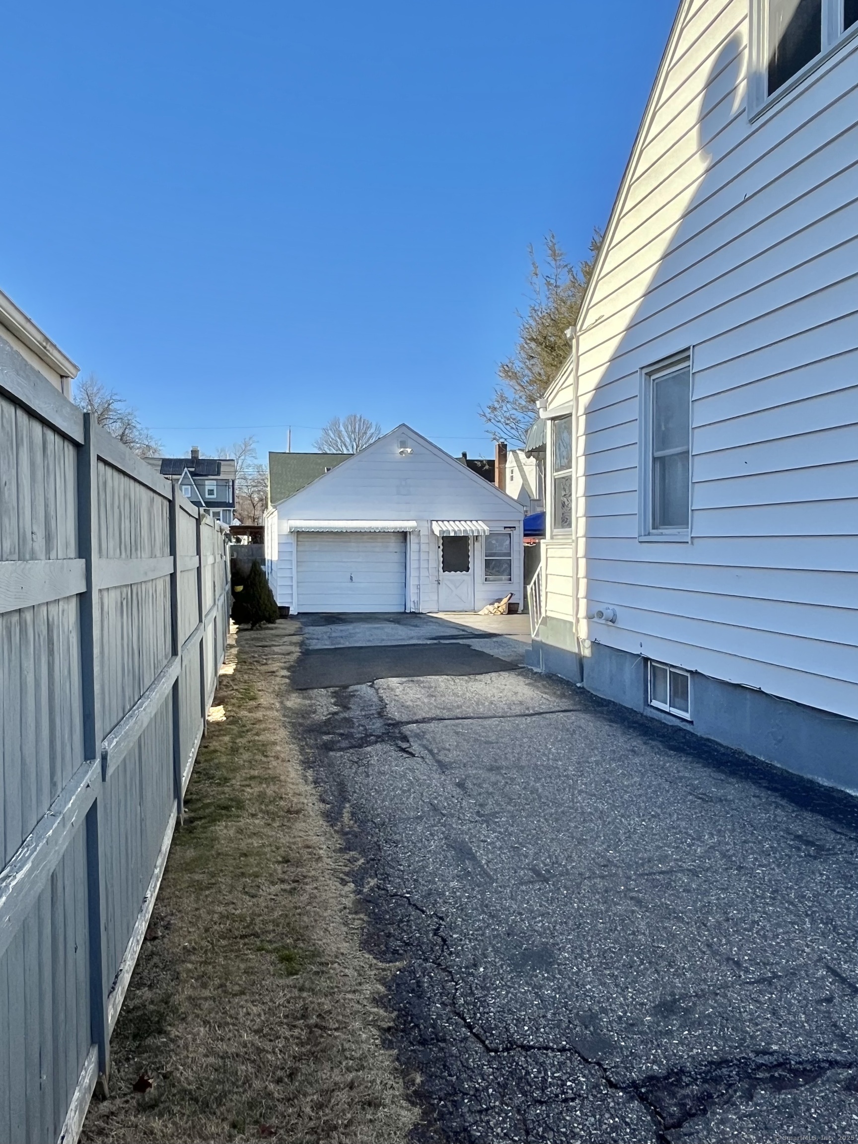 84 Glendale Avenue, Bridgeport, Connecticut image 3