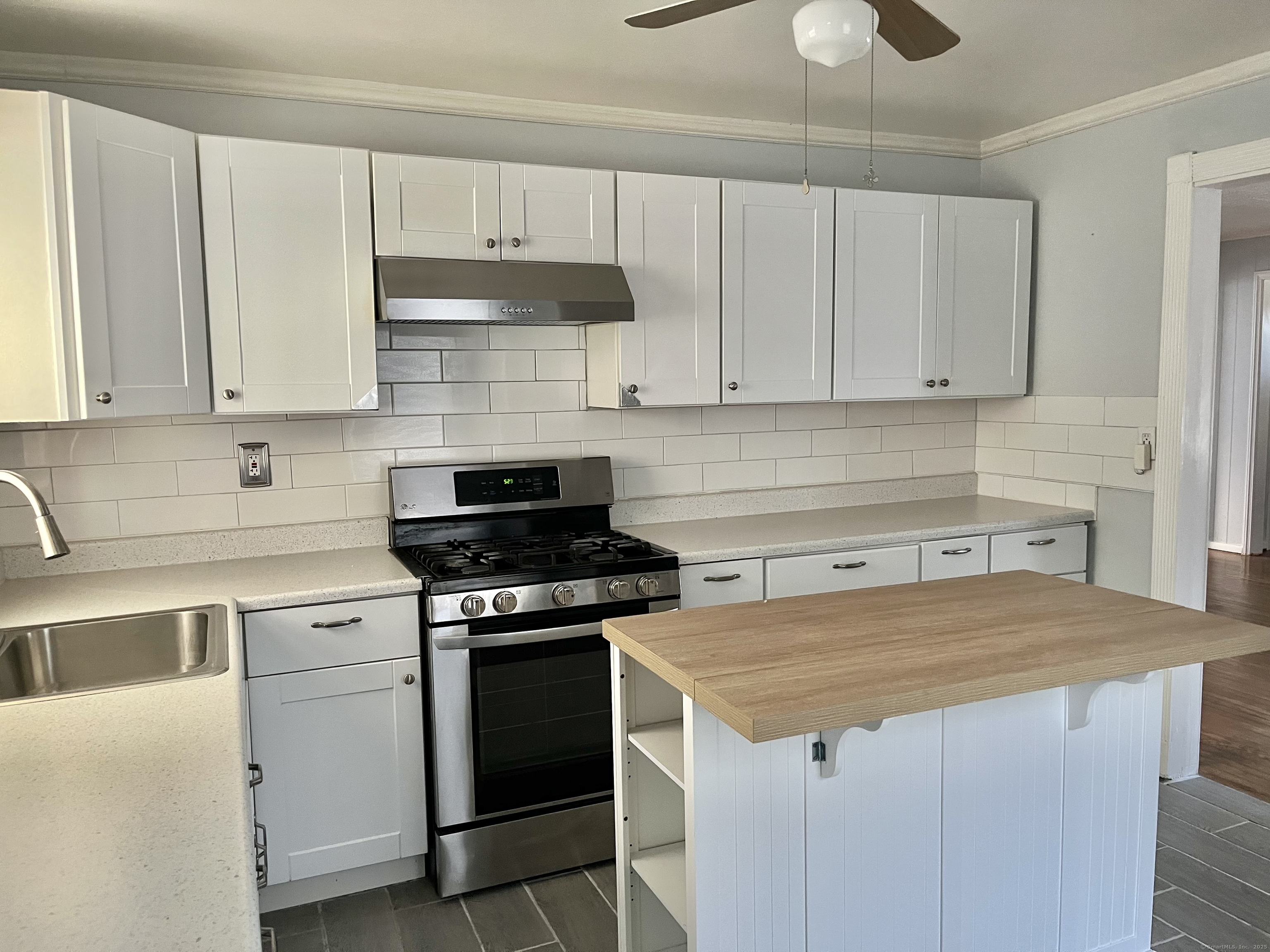 84 Glendale Avenue, Bridgeport, Connecticut image 21