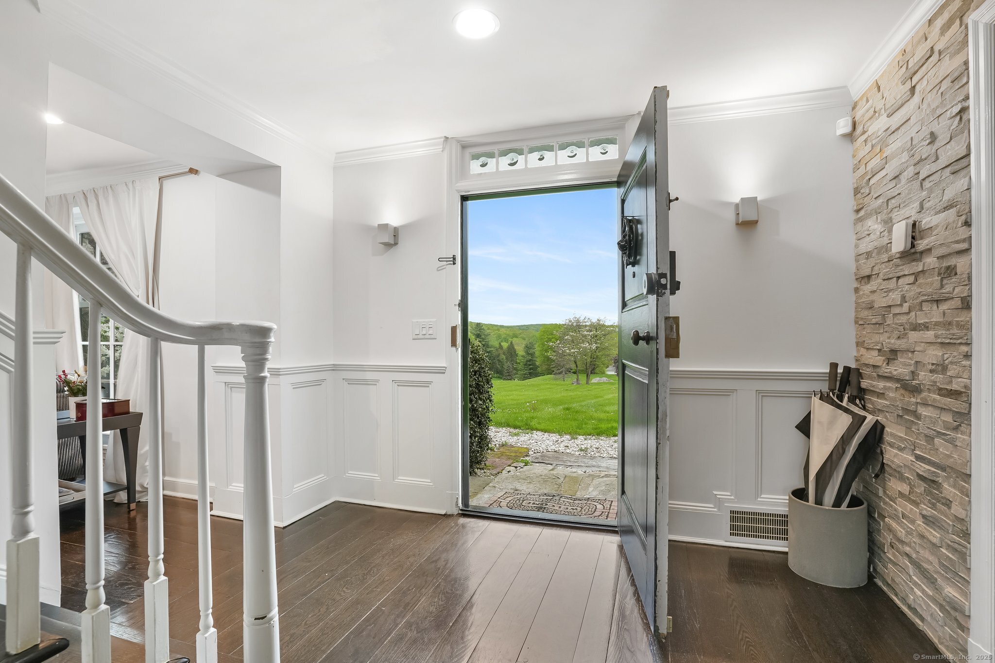 20 Fieldstone Drive