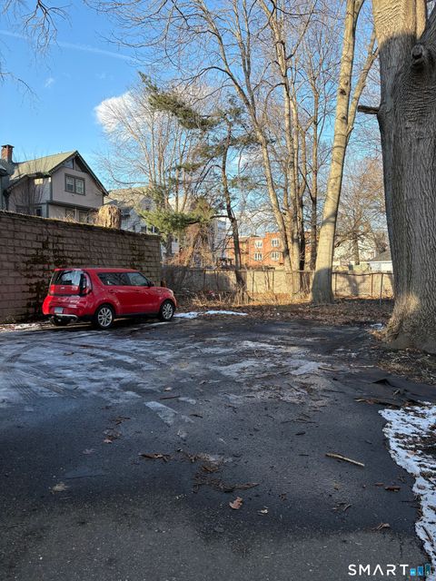 Tiny photo for 733 Elm Street #2, New Haven, CT 06511 (MLS # 24150838)