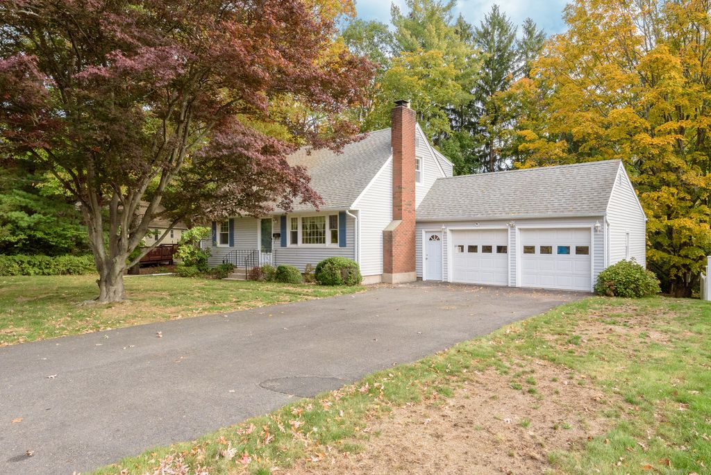 Photo of 88 Rosemary Lane, Bristol, CT 06010 (MLS # 24135088)