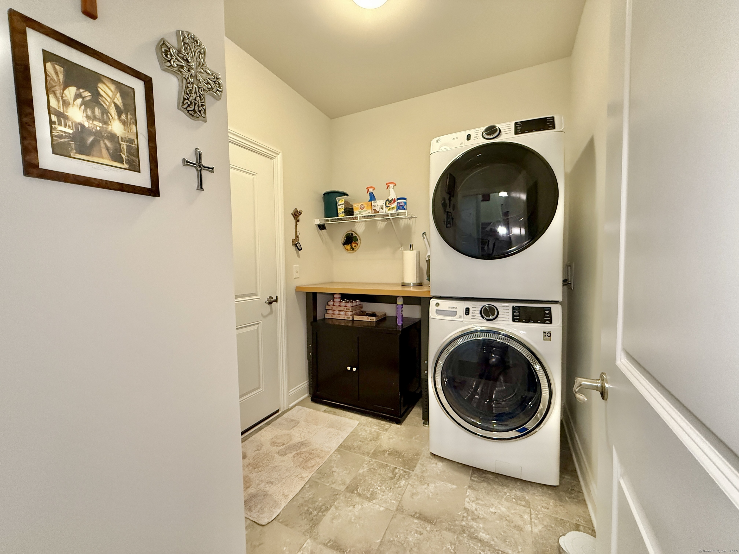 17 Bayberry Court #17, Beacon Falls, Connecticut image 25