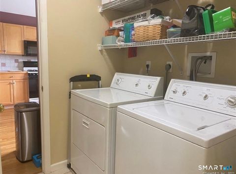 Tiny photo for 11 Trout Brook Circle #11, Newtown, CT 06470 (MLS # 24189978)