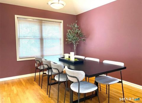 Tiny photo for 11 Trout Brook Circle #11, Newtown, CT 06470 (MLS # 24189978)