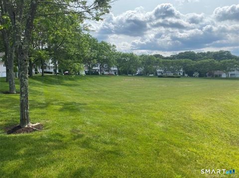 Tiny photo for 11 Trout Brook Circle #11, Newtown, CT 06470 (MLS # 24189978)