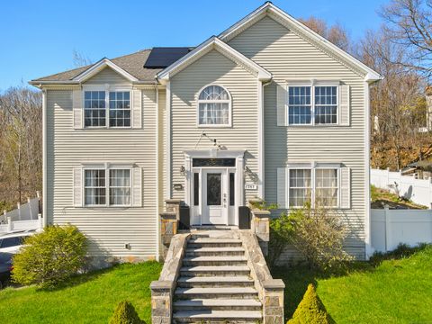 207 Ridgefield Avenue, Waterbury, CT 06705 - MLS#: 24086176