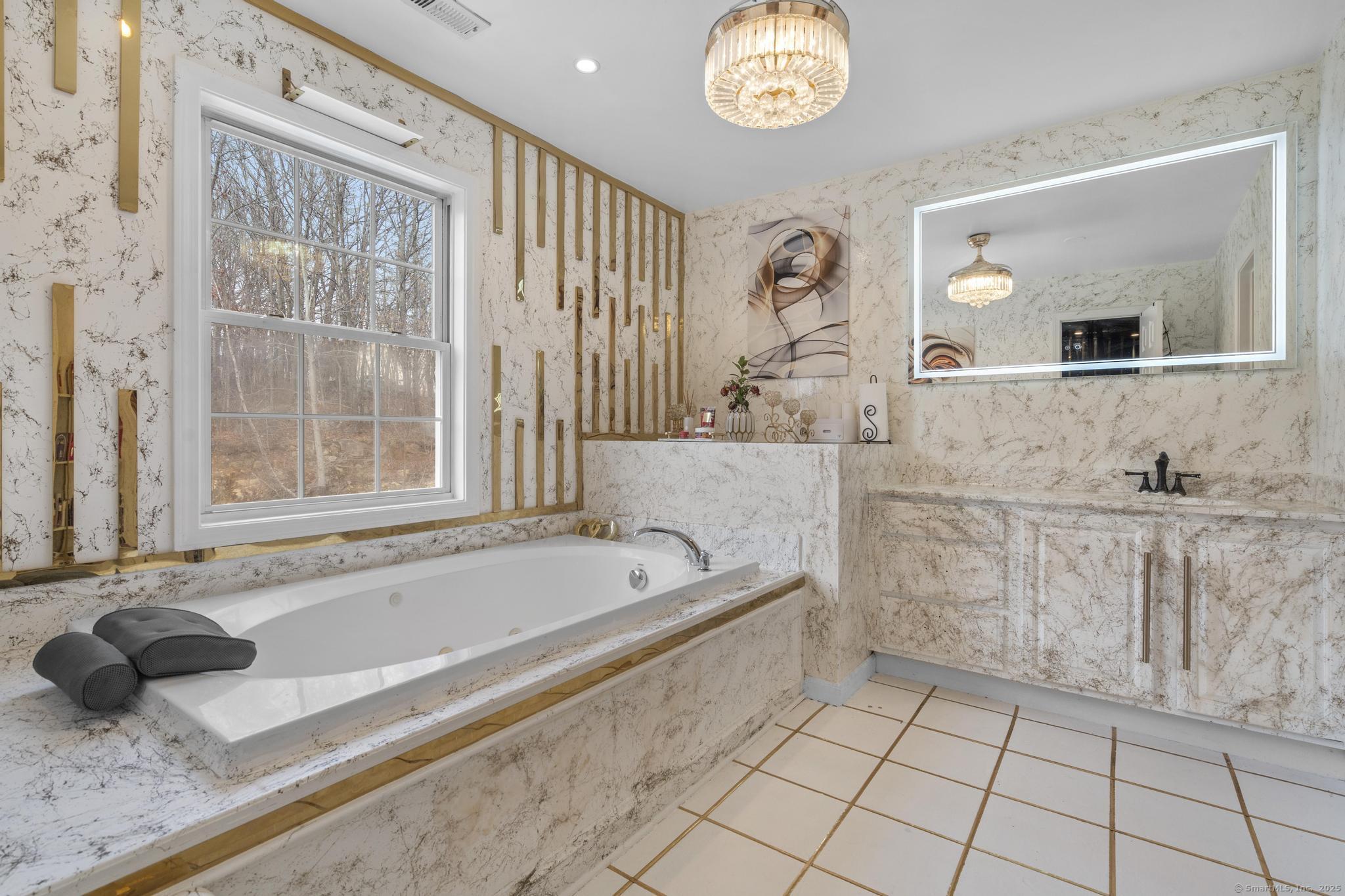 207 Ridgefield Avenue, Waterbury, Connecticut image 21