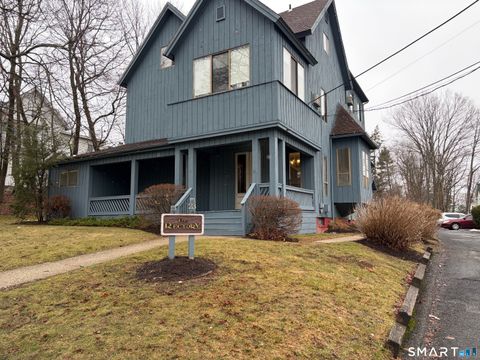 Condo For Sale - 23 Franklin Street #1<br/> Danbury, CT 06810