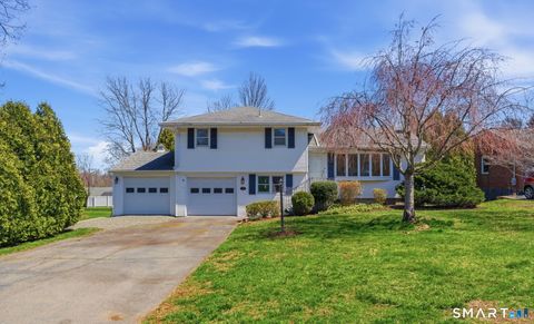 Photo of 124 Midwell Road, Wethersfield, CT 06109 (MLS # 24165460)