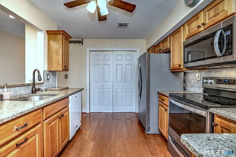 Tiny photo for 75 Redwood Drive #203, East Haven, CT 06513 (MLS # 24147653)