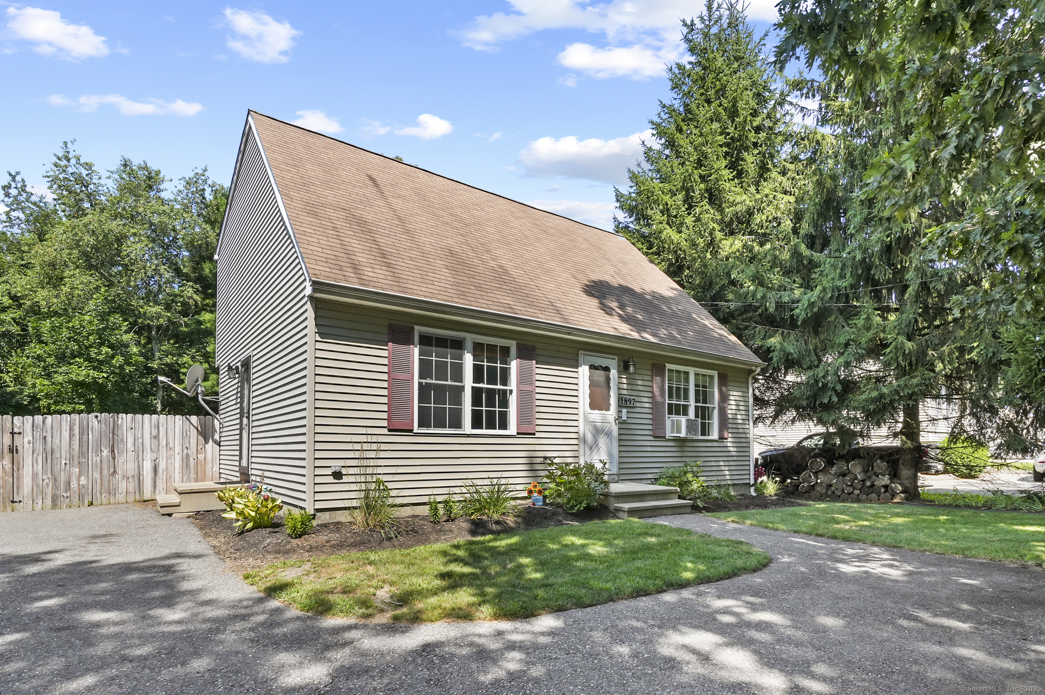 1897 Upper Maple Street