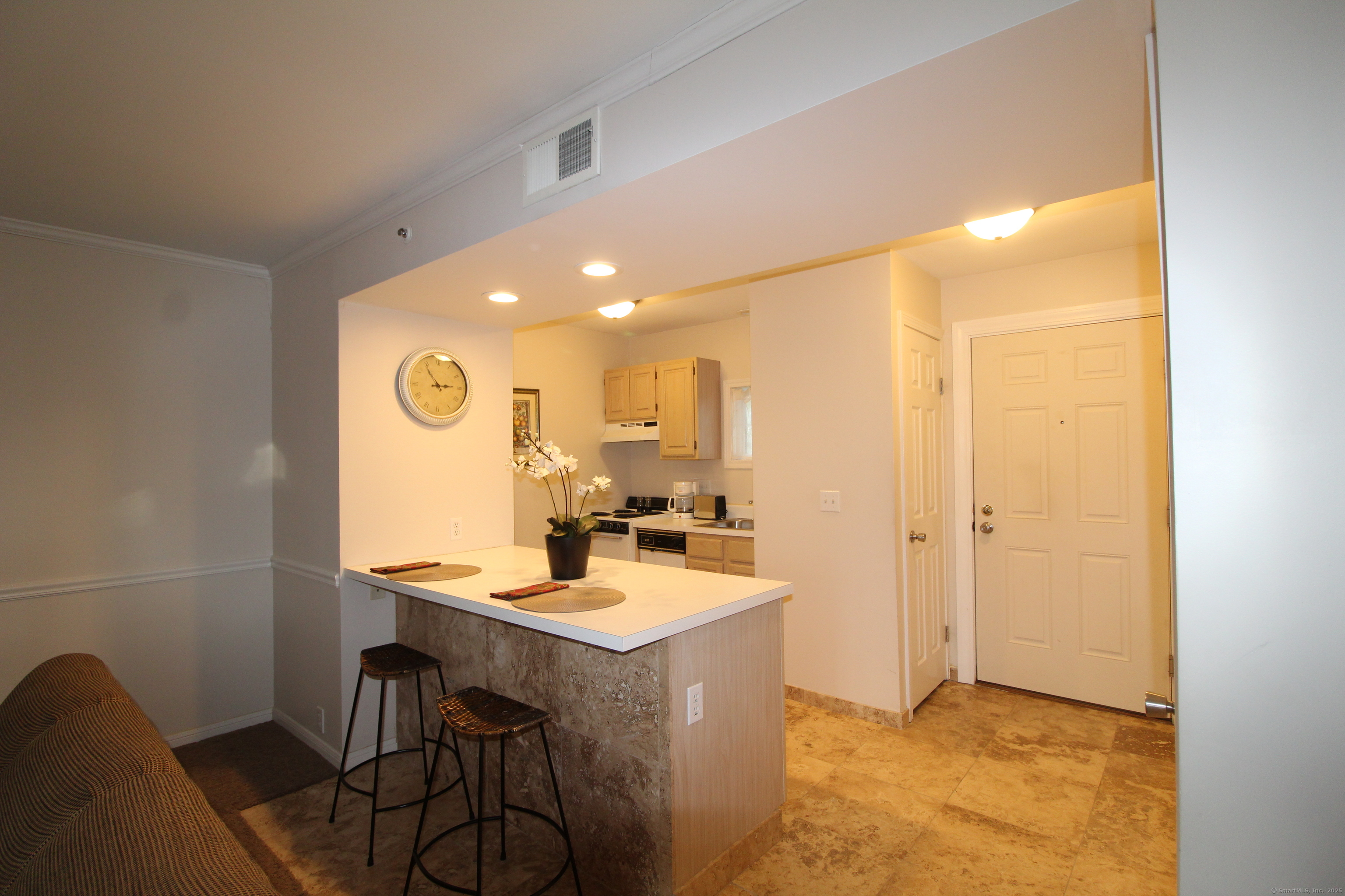 312 Old Pond Lane #312, Norwich, Connecticut image 5